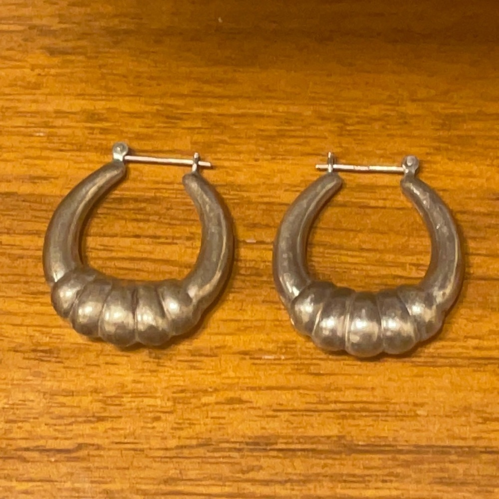 .925 Sterling SHRIMP / CROISSANT / CRESCENT EARRINGS Silver Fine Jewelry